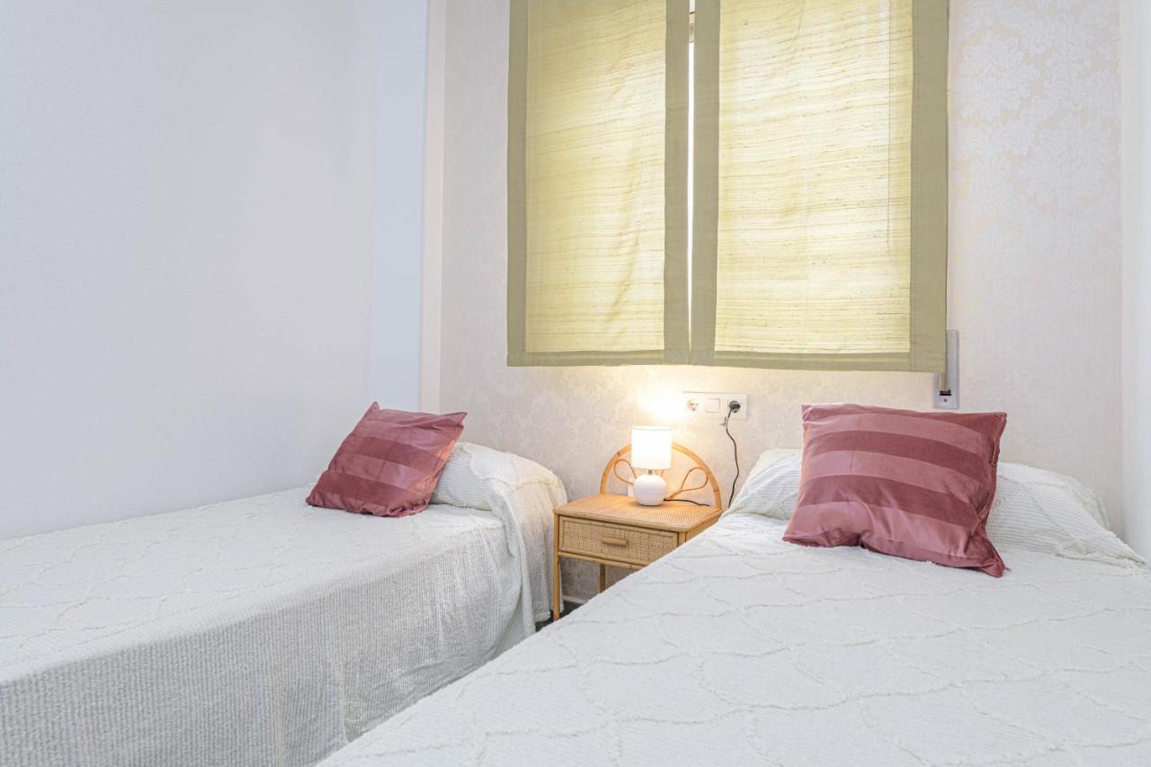 Leilighet Wintowinrentals Ubicacion Fabulosa, Completo Con Parking En El Soho De Málaga